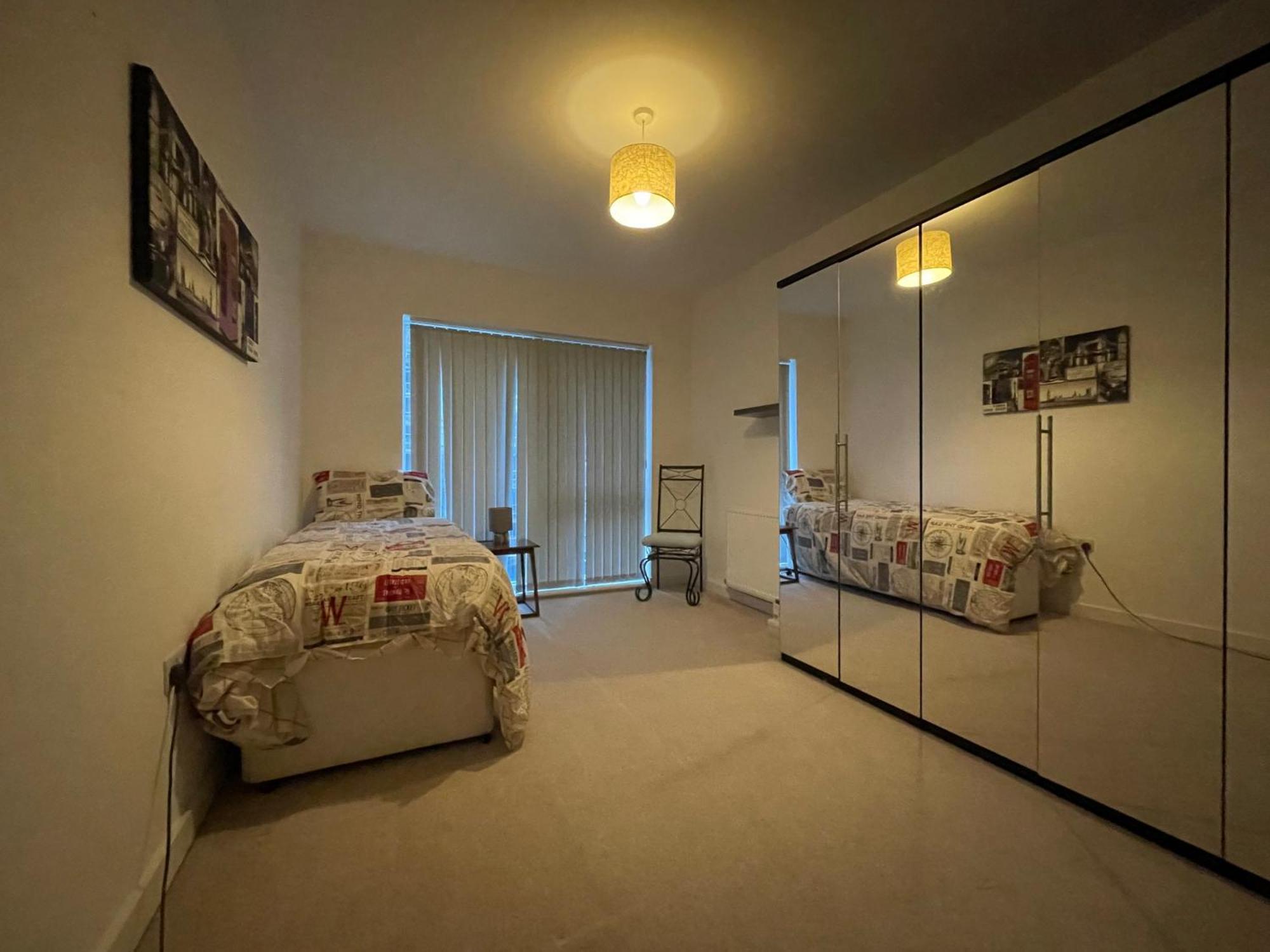 London'S Calling Too Apartment Exterior photo